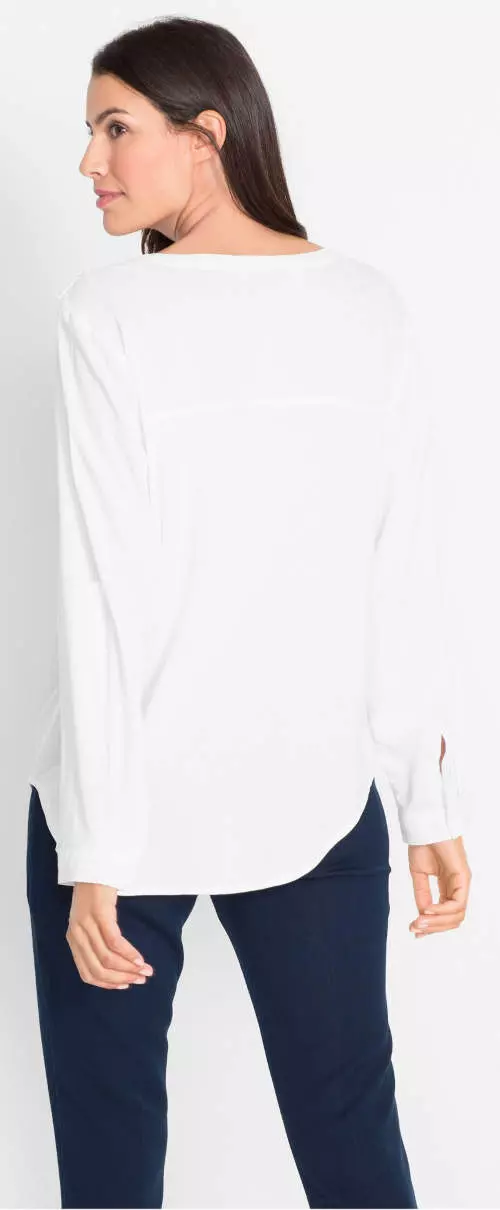 Jednofarebná biela dámska tunika s dlhými rukávmi